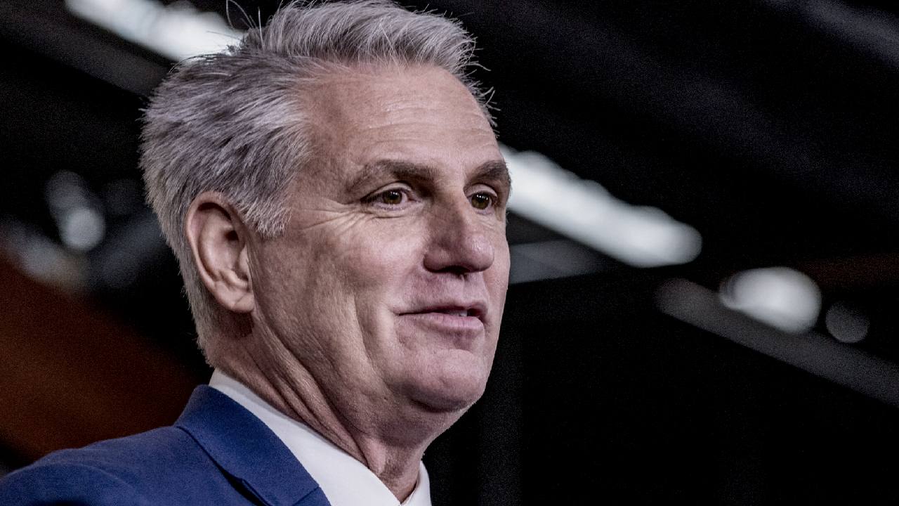 Kevin-McCarthy-Net-Worth-Salary-Wife-Cars-House