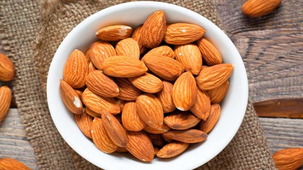 almonds-dementia-foods