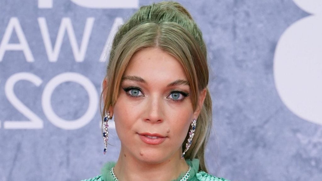 Becky-Hill-net-worth-forbes