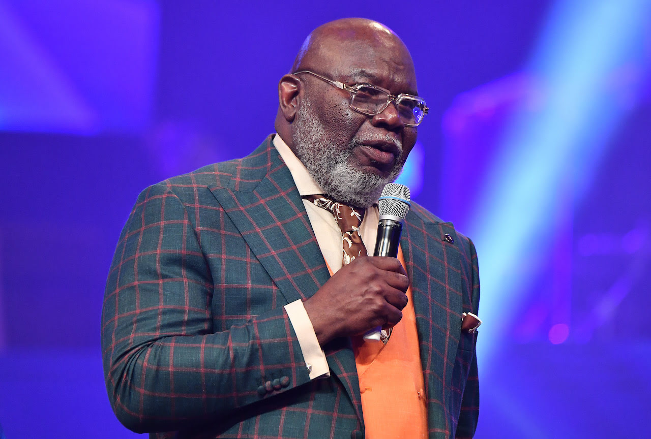 T. D. Jakes Net Worth 2022: Biography Income Career Home