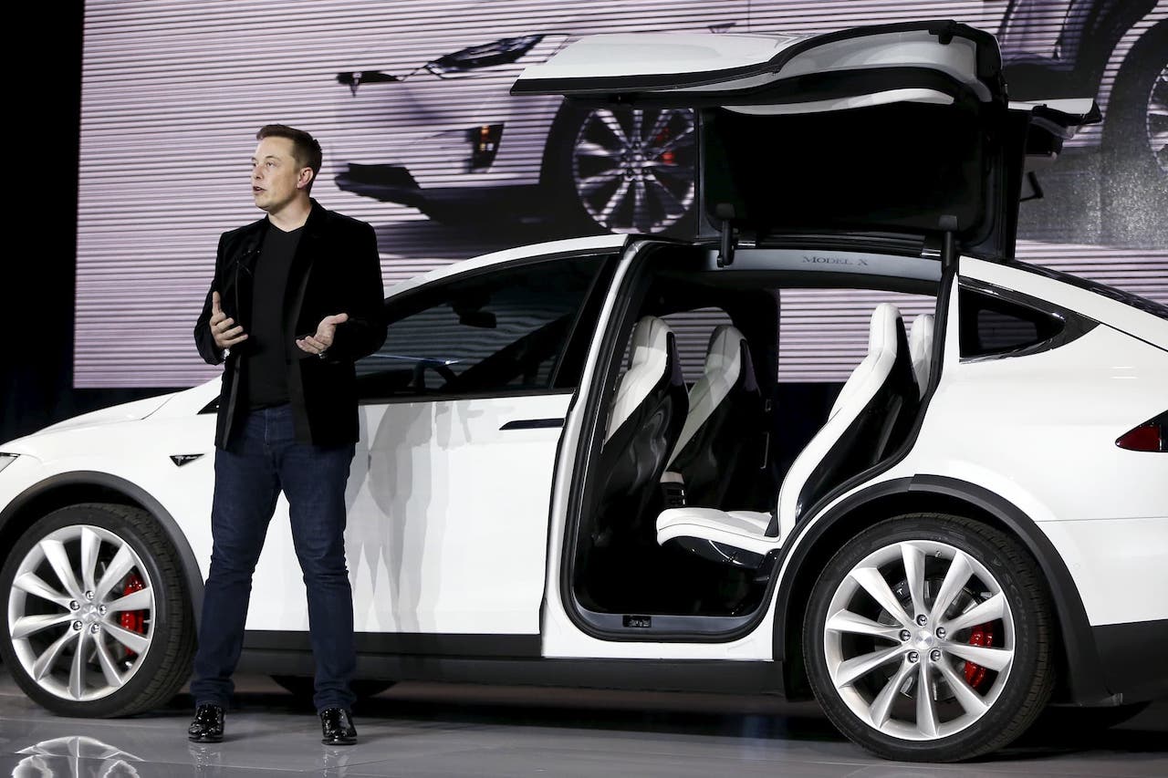 Tesla-With-Elon-Musk.jpeg