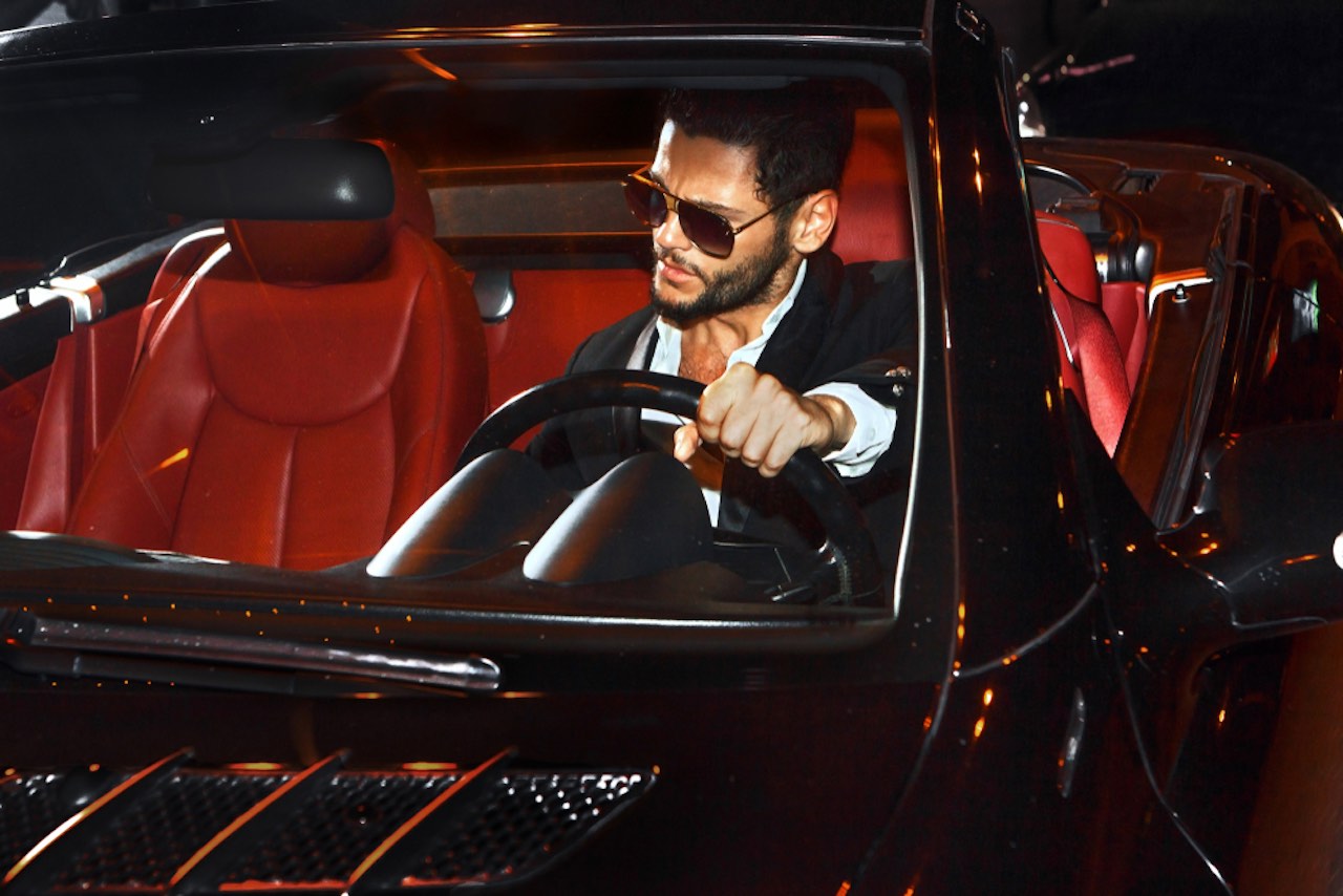 How to buy a car like a celebrity: a detailed guide