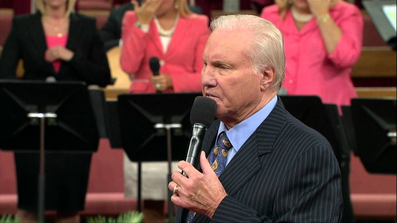 Jimmy Swaggart Net worth