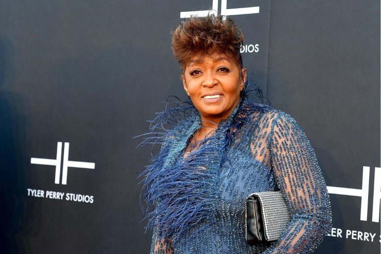 Anita Baker Net Worth 2024 Home, Age, BF, Salary and