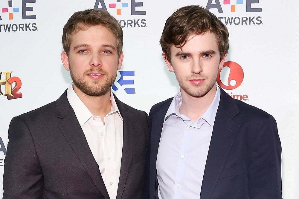 Max Thieriot Biography