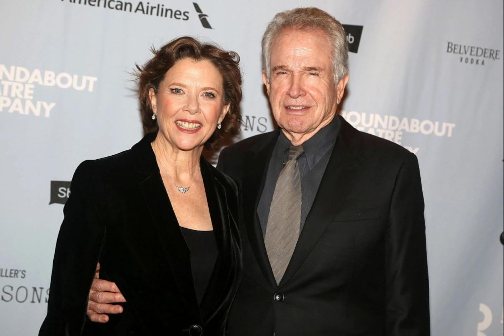 Annette Bening Income