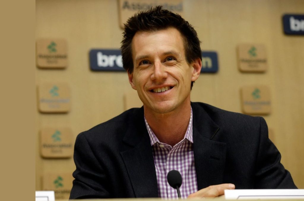 Craig Counsell Income
