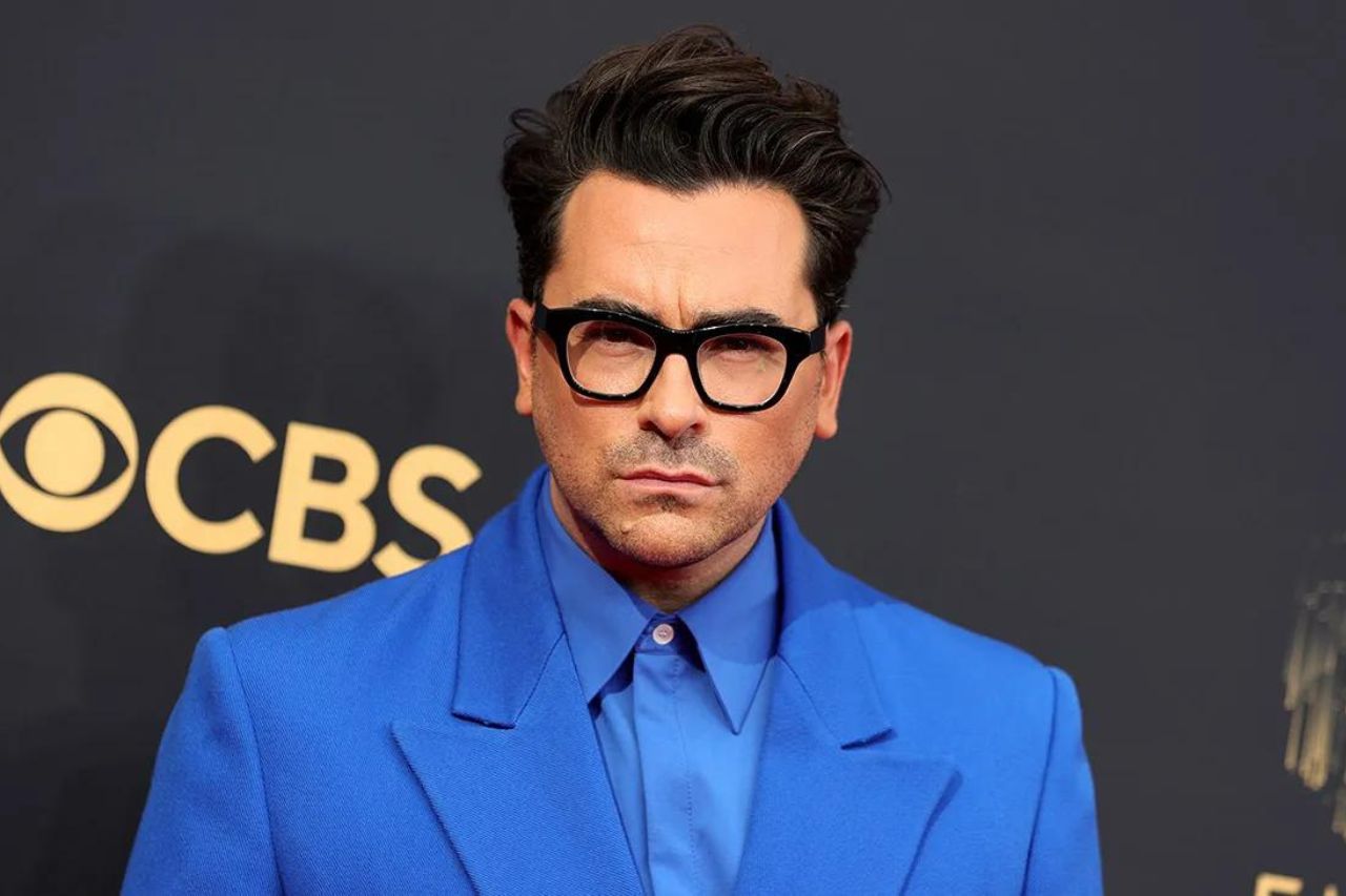 Dan Levy Net Worth 2024: Wife, Age, Income, House and Salary